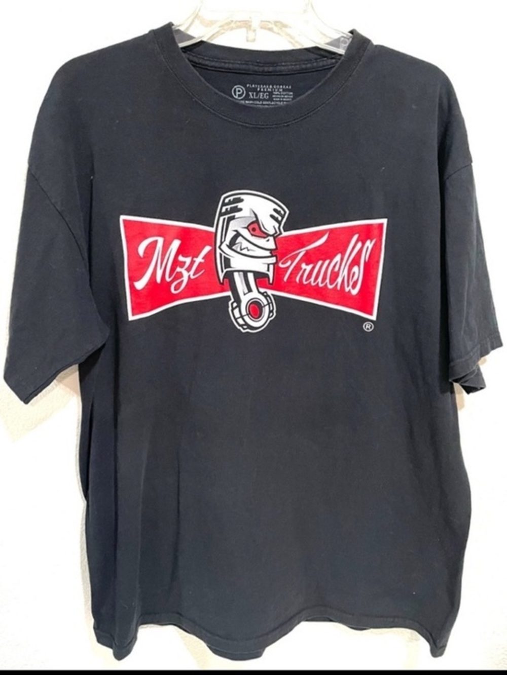 Men's Black Graphic Logo T-Shirt funny car shop logo size XL
